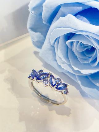 Viola Tanzanite Ring